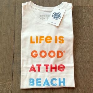 NWT Life is Good “LIFE IS GOOD AT THE BEACH” t-shirt